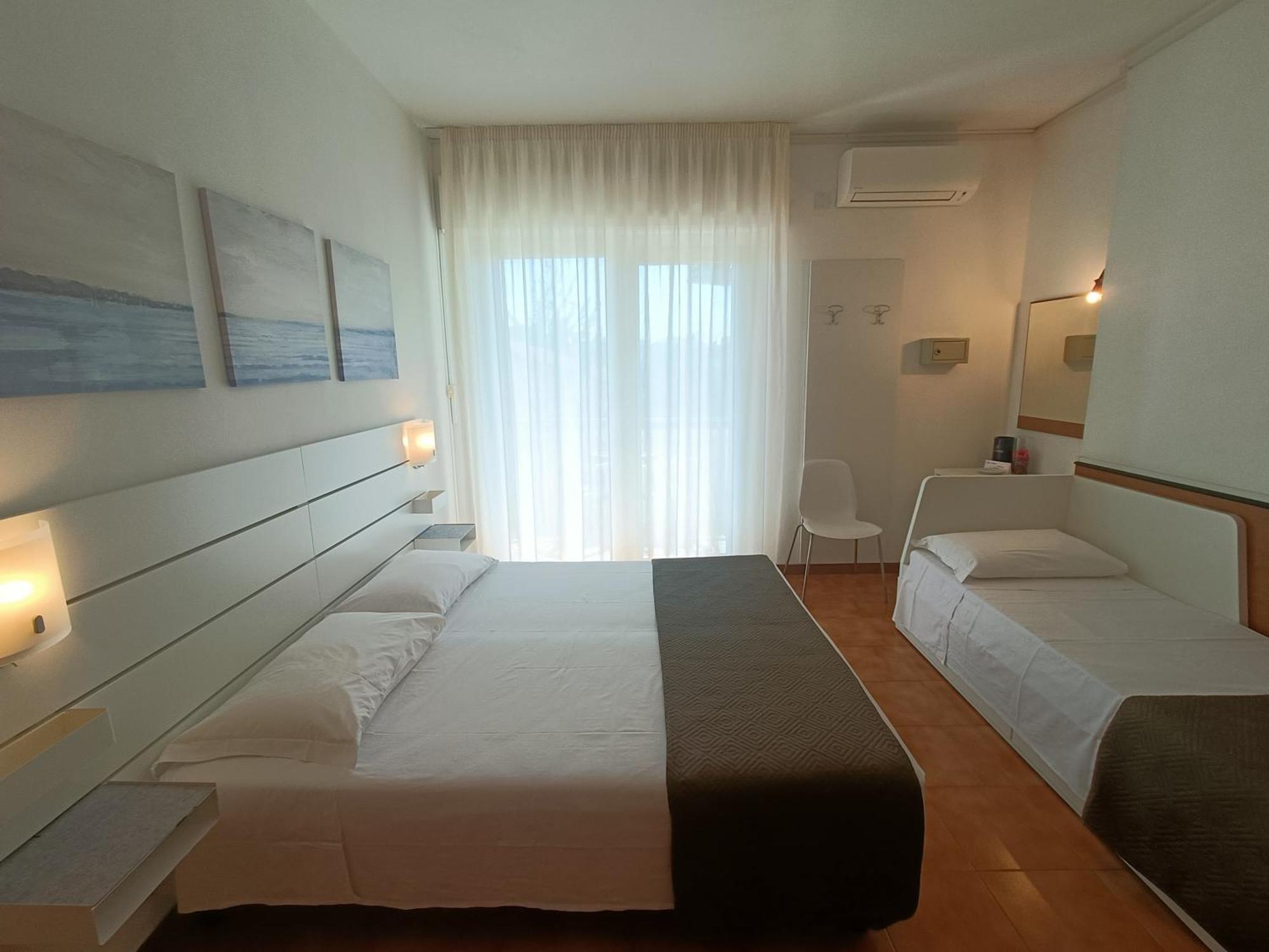 Hotel Merano Градо Экстерьер фото